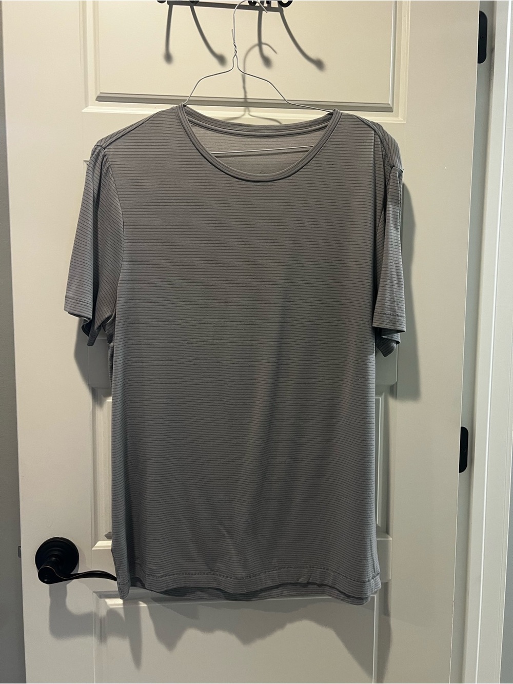 lululemon athletica Gray Short-Sleeve Performance Tee